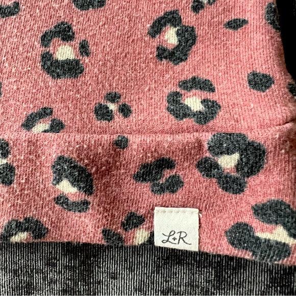 Lulu + Roo Apple Cider Cheetah Hooded Sweater with Ears Size 6-12 Months - Picture 3 of 7